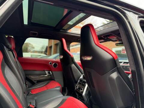 LAND ROVER RANGE ROVER SPORT RANGE ROVER SPORT 5.0 P575 V8 GPF SVR SUV 5dr Petrol Auto 4WD Euro 6 (s/s) (575 ps) - U2029