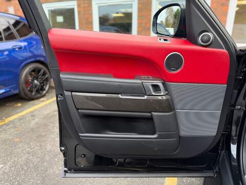 LAND ROVER RANGE ROVER SPORT RANGE ROVER SPORT 5.0 P575 V8 GPF SVR SUV 5dr Petrol Auto 4WD Euro 6 (s/s) (575 ps) - U2029