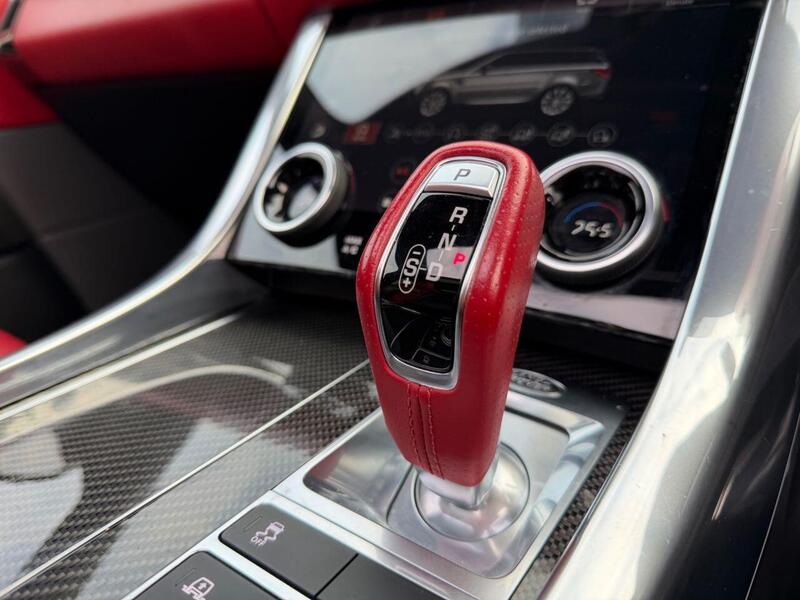 LAND ROVER RANGE ROVER SPORT RANGE ROVER SPORT 5.0 P575 V8 GPF SVR SUV 5dr Petrol Auto 4WD Euro 6 (s/s) (575 ps) - U2029