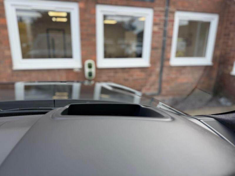 LAND ROVER RANGE ROVER SPORT RANGE ROVER SPORT 5.0 P575 V8 GPF SVR SUV 5dr Petrol Auto 4WD Euro 6 (s/s) (575 ps) - U2029