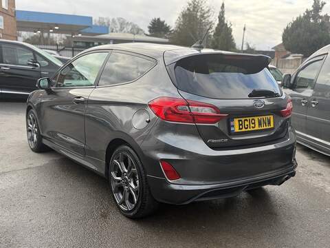 Ford Fiesta Fiesta Fiesta T EcoBoost ST-Line Hatchback 1.0 Manual Petrol - U2098