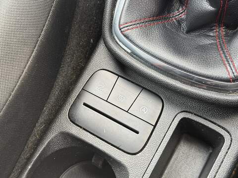 Ford Fiesta Fiesta Fiesta T EcoBoost ST-Line Hatchback 1.0 Manual Petrol - U2098