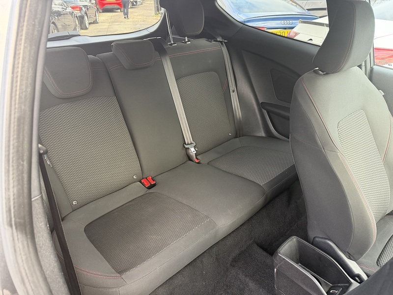 Ford Fiesta Fiesta Fiesta T EcoBoost ST-Line Hatchback 1.0 Manual Petrol - U2098