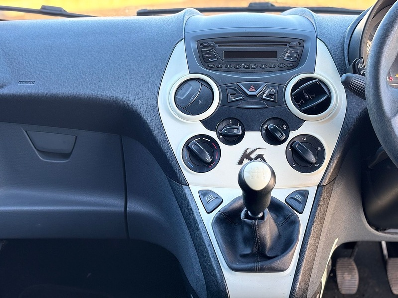 Ford Ka Ka Ka Edge Hatchback 1.2 Manual Petrol - U2107