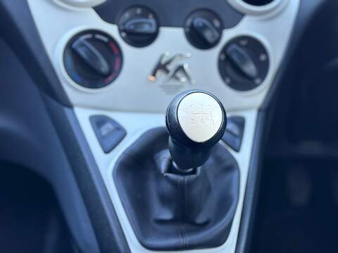 Ford Ka Ka Ka Edge Hatchback 1.2 Manual Petrol - U2107