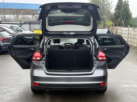 Ford Focus 1.0T EcoBoost Zetec Edition Hatchback 5dr Petrol Auto Euro 6 (s/s) (125 ps) | JUST SERVICED - 12 - U2136