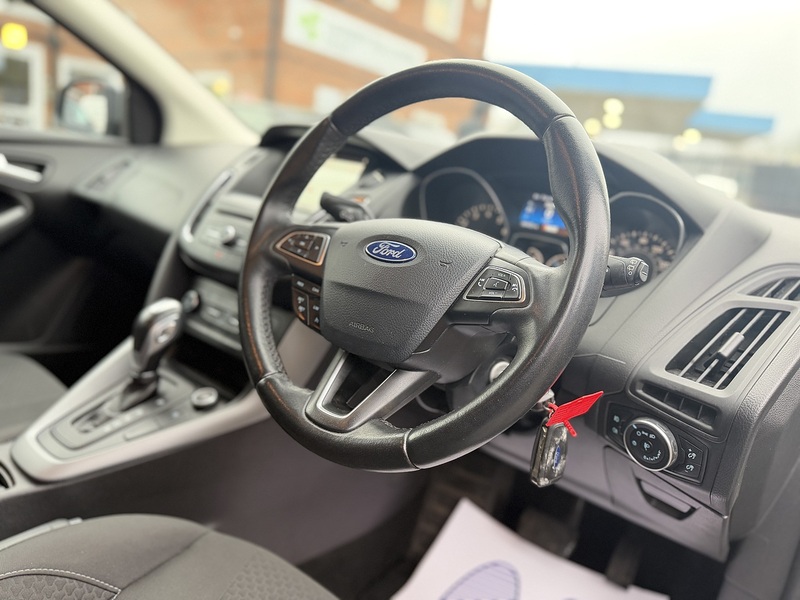 Ford Focus 1.0T EcoBoost Zetec Edition Hatchback 5dr Petrol Auto Euro 6 (s/s) (125 ps) | JUST SERVICED - 12 - U2136