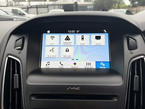 Ford Focus 1.0T EcoBoost Zetec Edition Hatchback 5dr Petrol Auto Euro 6 (s/s) (125 ps) | JUST SERVICED - 12 - U2136