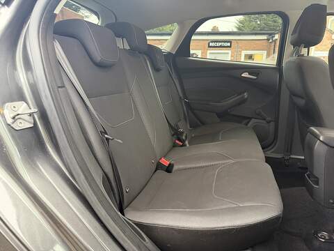 Ford Focus 1.0T EcoBoost Zetec Edition Hatchback 5dr Petrol Auto Euro 6 (s/s) (125 ps) | JUST SERVICED - 12 - U2136