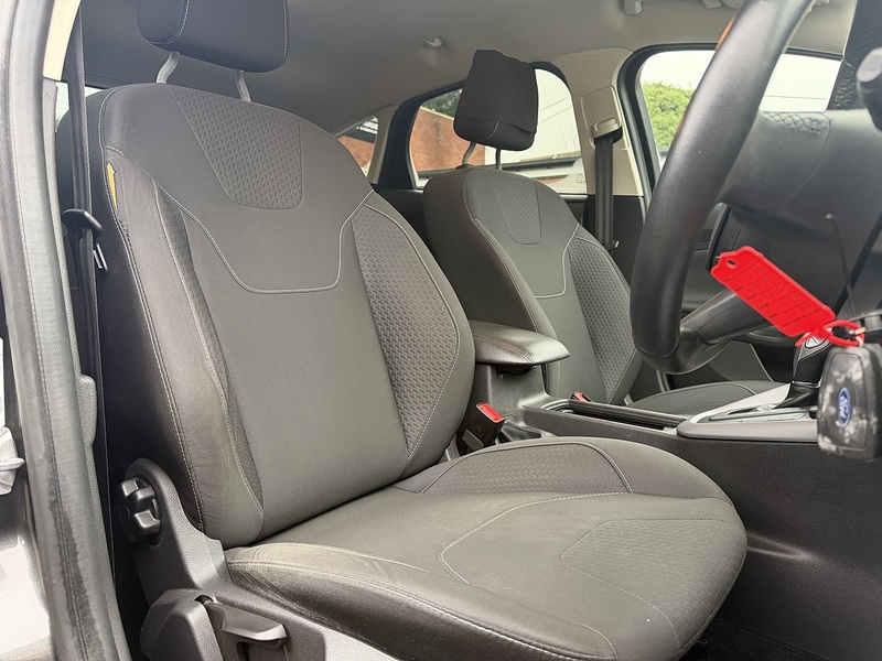 Ford Focus 1.0T EcoBoost Zetec Edition Hatchback 5dr Petrol Auto Euro 6 (s/s) (125 ps) | JUST SERVICED - 12 - U2136
