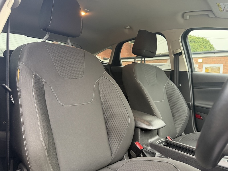 Ford Focus 1.0T EcoBoost Zetec Edition Hatchback 5dr Petrol Auto Euro 6 (s/s) (125 ps) | JUST SERVICED - 12 - U2136