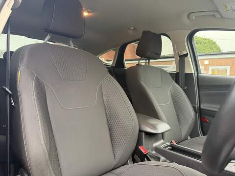 Ford Focus 1.0T EcoBoost Zetec Edition Hatchback 5dr Petrol Auto Euro 6 (s/s) (125 ps) | JUST SERVICED - 12 - U2136