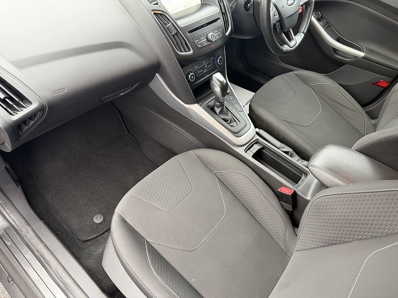 Ford Focus 1.0T EcoBoost Zetec Edition Hatchback 5dr Petrol Auto Euro 6 (s/s) (125 ps) | JUST SERVICED - 12 - U2136