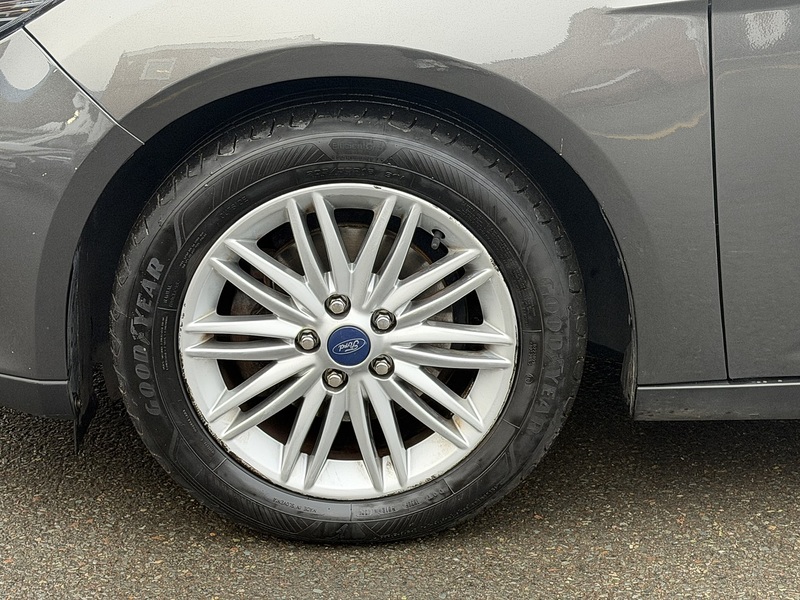 Ford Focus 1.0T EcoBoost Zetec Edition Hatchback 5dr Petrol Auto Euro 6 (s/s) (125 ps) | JUST SERVICED - 12 - U2136