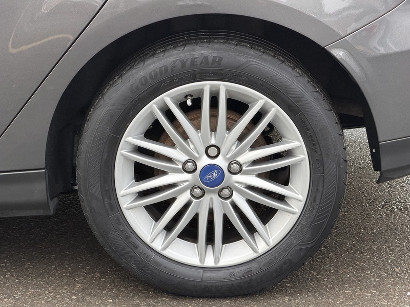 Ford Focus 1.0T EcoBoost Zetec Edition Hatchback 5dr Petrol Auto Euro 6 (s/s) (125 ps) | JUST SERVICED - 12 - U2136