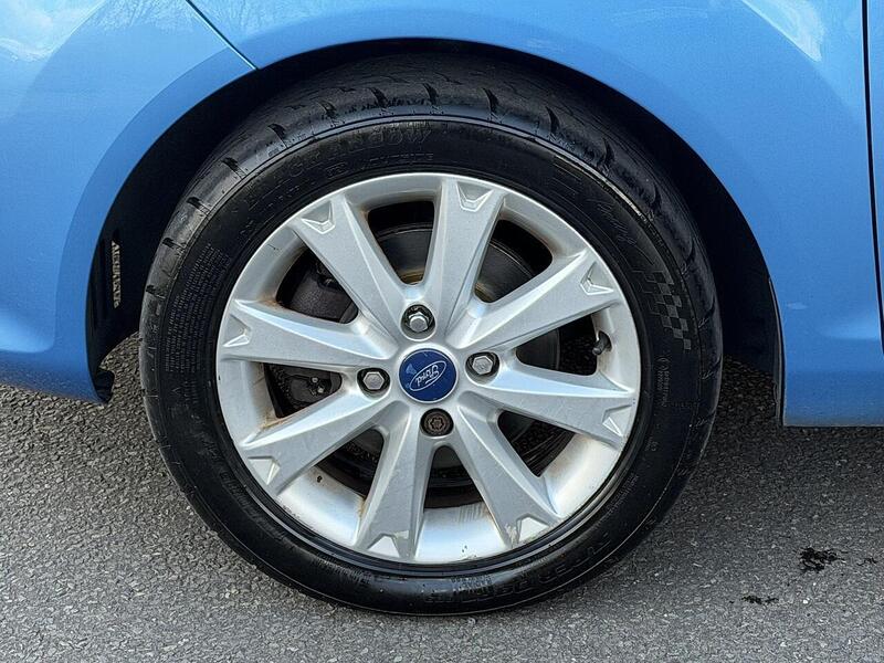 Ford Fiesta 1.4 Zetec Hatchback 3dr Petrol Automatic (154 g/km, 94 bhp) - U2142
