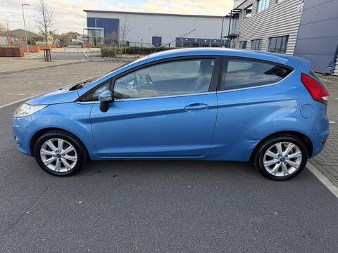 Ford Fiesta 1.4 Zetec Hatchback 3dr Petrol Automatic (154 g/km, 94 bhp) - U2142