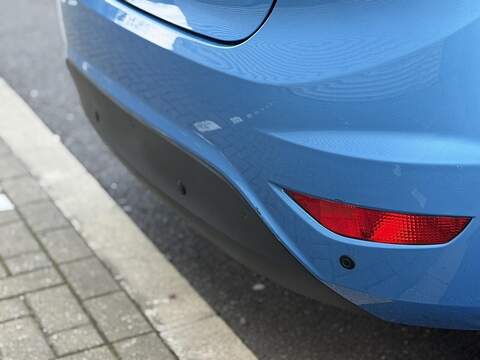 Ford Fiesta 1.4 Zetec Hatchback 3dr Petrol Automatic (154 g/km, 94 bhp) - U2142