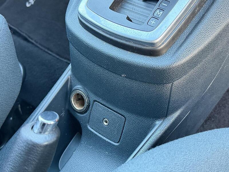 Ford Fiesta 1.4 Zetec Hatchback 3dr Petrol Automatic (154 g/km, 94 bhp) - U2142