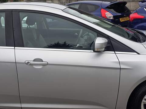 Ford Focus 1.6 Zetec Hatchback 5dr Petrol Powershift Euro 5 (125 ps) - U2147