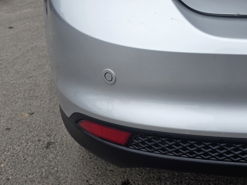 Ford Focus 1.6 Zetec Hatchback 5dr Petrol Powershift Euro 5 (125 ps) - U2147