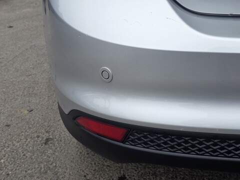 Ford Focus 1.6 Zetec Hatchback 5dr Petrol Powershift Euro 5 (125 ps) - U2147