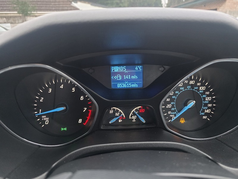 Ford Focus 1.6 Zetec Hatchback 5dr Petrol Powershift Euro 5 (125 ps) - U2147