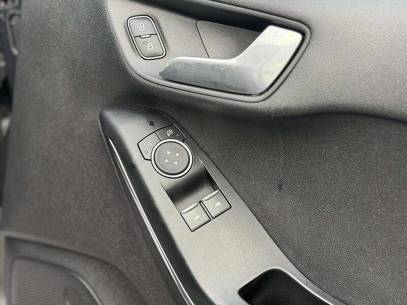 Ford Fiesta 1.0T EcoBoost GPF ST-Line Hatchback 5dr Petrol Manual Euro 6 (s/s) (140 ps) - U2165