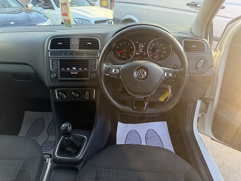 Volkswagen Polo 1.2 TSI Match Edition Hatchback 3dr Petrol Manual Euro 6 (s/s) (90 ps) - U2168