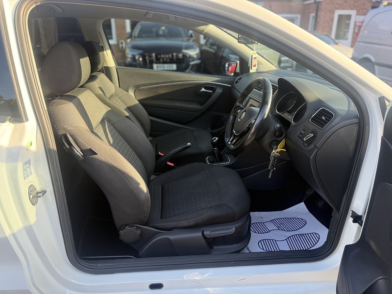 Volkswagen Polo 1.2 TSI Match Edition Hatchback 3dr Petrol Manual Euro 6 (s/s) (90 ps) - U2168