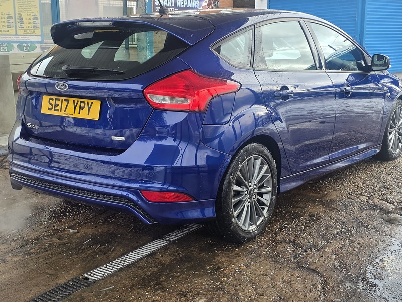 Ford Focus 1.0T EcoBoost ST-Line Hatchback 5dr Petrol Auto Euro 6 (s/s) (125 ps) - U2171