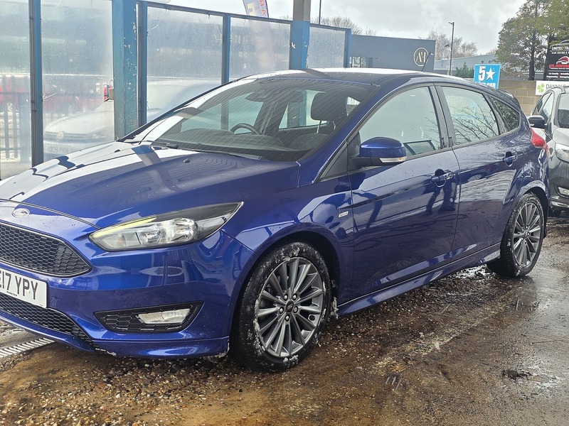 Ford Focus 1.0T EcoBoost ST-Line Hatchback 5dr Petrol Auto Euro 6 (s/s) (125 ps) - U2171