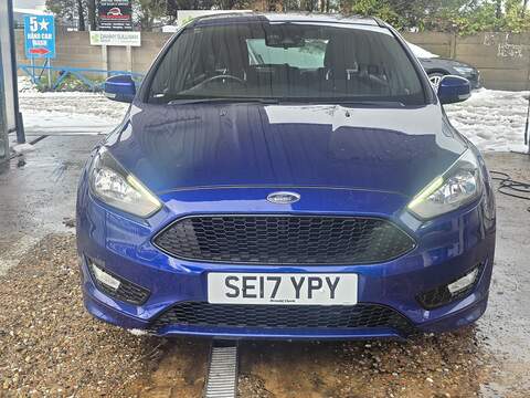 Ford Focus 1.0T EcoBoost ST-Line Hatchback 5dr Petrol Auto Euro 6 (s/s) (125 ps) - U2171