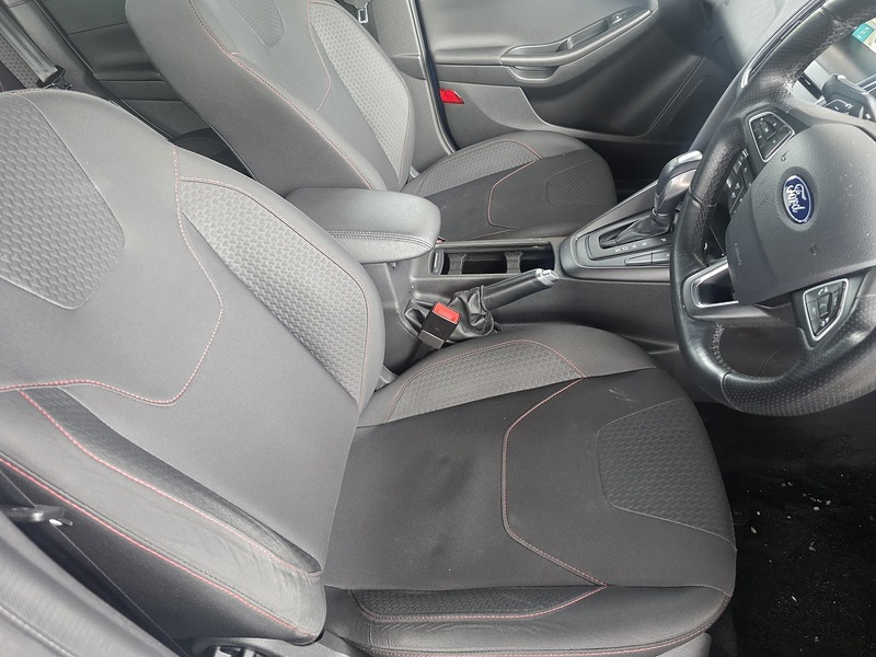 Ford Focus 1.0T EcoBoost ST-Line Hatchback 5dr Petrol Auto Euro 6 (s/s) (125 ps) - U2171