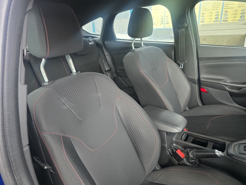 Ford Focus 1.0T EcoBoost ST-Line Hatchback 5dr Petrol Auto Euro 6 (s/s) (125 ps) - U2171