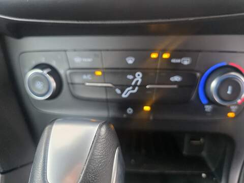 Ford Focus 1.0T EcoBoost ST-Line Hatchback 5dr Petrol Auto Euro 6 (s/s) (125 ps) - U2171