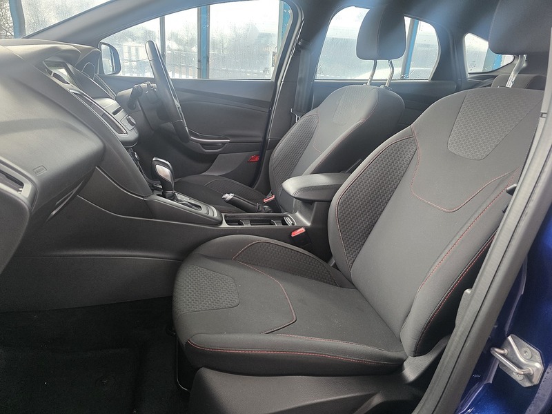 Ford Focus 1.0T EcoBoost ST-Line Hatchback 5dr Petrol Auto Euro 6 (s/s) (125 ps) - U2171