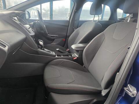 Ford Focus 1.0T EcoBoost ST-Line Hatchback 5dr Petrol Auto Euro 6 (s/s) (125 ps) - U2171