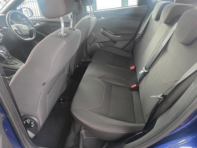 Ford Focus 1.0T EcoBoost ST-Line Hatchback 5dr Petrol Auto Euro 6 (s/s) (125 ps) - U2171