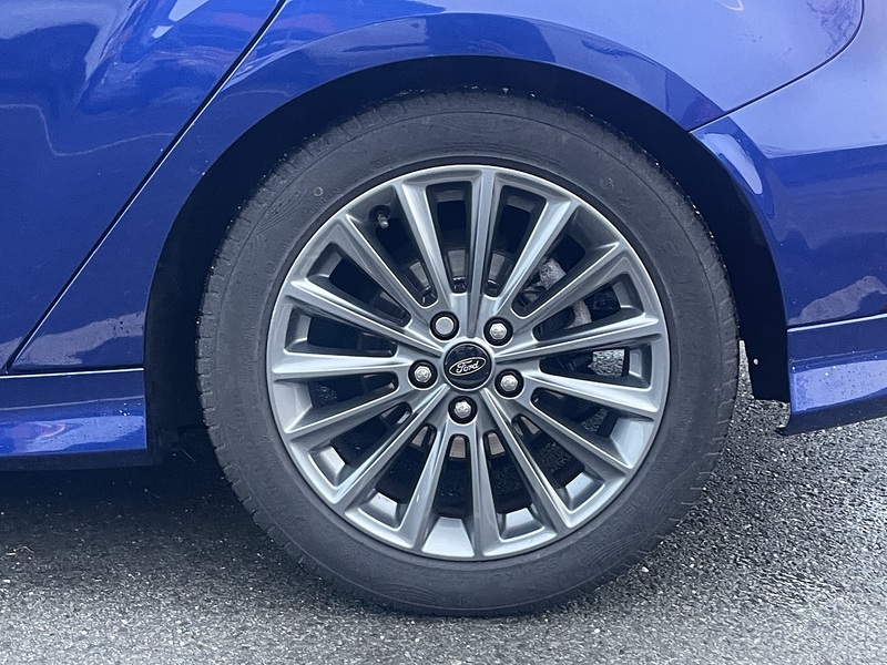 Ford Focus 1.0T EcoBoost ST-Line Hatchback 5dr Petrol Auto Euro 6 (s/s) (125 ps) - U2171