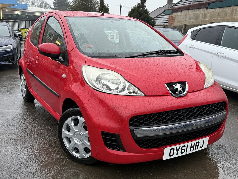 Peugeot 107 1.0 12V Urban Hatchback 5dr Petrol Manual Euro 5 (68 ps) - U2175