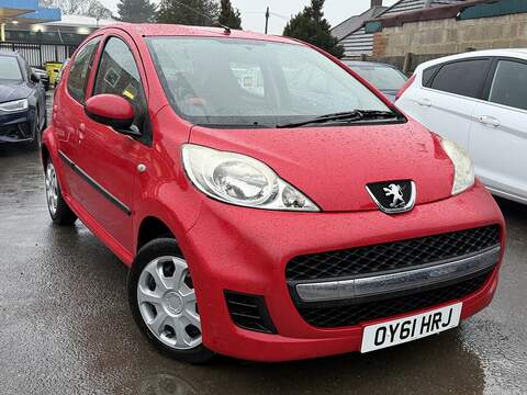 Peugeot 107 1.0 12V Urban Hatchback 5dr Petrol Manual Euro 5 (68 ps) - U2175