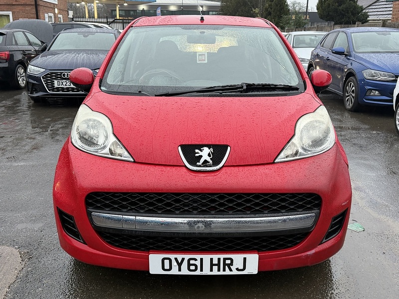 Peugeot 107 1.0 12V Urban Hatchback 5dr Petrol Manual Euro 5 (68 ps) - U2175