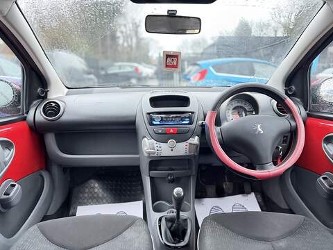 Peugeot 107 1.0 12V Urban Hatchback 5dr Petrol Manual Euro 5 (68 ps) - U2175