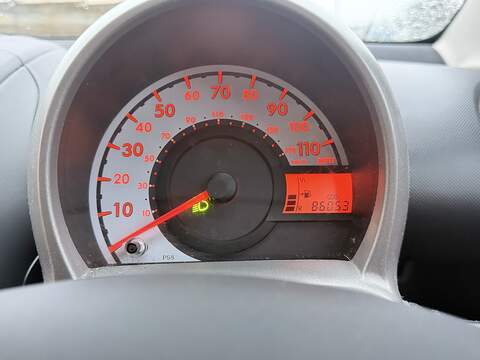 Peugeot 107 1.0 12V Urban Hatchback 5dr Petrol Manual Euro 5 (68 ps) - U2175