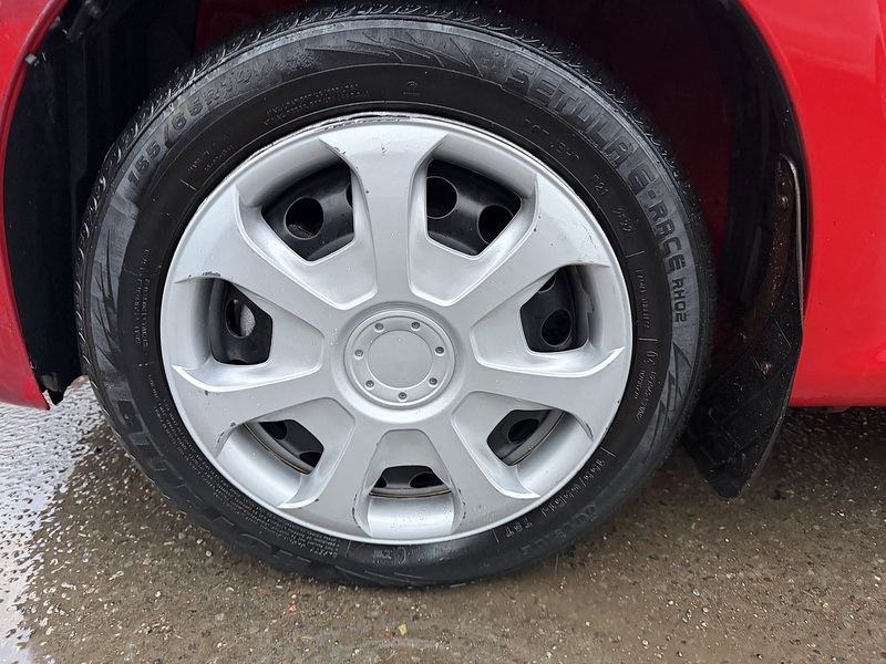 Peugeot 107 1.0 12V Urban Hatchback 5dr Petrol Manual Euro 5 (68 ps) - U2175