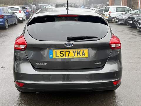 Ford Focus 1.0T EcoBoost Zetec Edition Hatchback 5dr Petrol Auto Euro 6 (s/s) (125 ps) - U2178