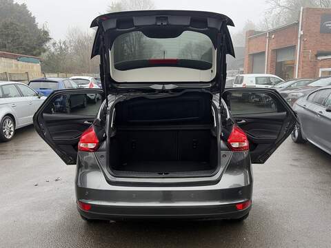 Ford Focus 1.0T EcoBoost Zetec Edition Hatchback 5dr Petrol Auto Euro 6 (s/s) (125 ps) - U2178