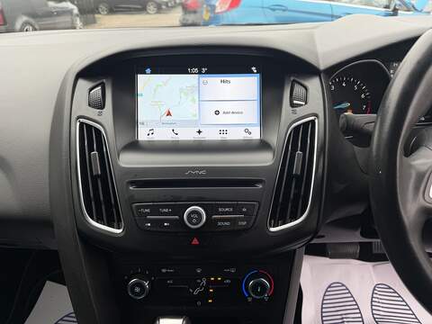 Ford Focus 1.0T EcoBoost Zetec Edition Hatchback 5dr Petrol Auto Euro 6 (s/s) (125 ps) - U2178