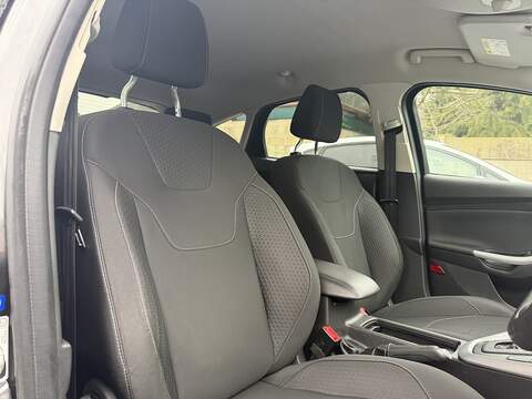 Ford Focus 1.0T EcoBoost Zetec Edition Hatchback 5dr Petrol Auto Euro 6 (s/s) (125 ps) - U2178